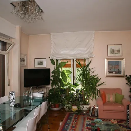 La Terrazza Sul Po Bed & Breakfast 3*